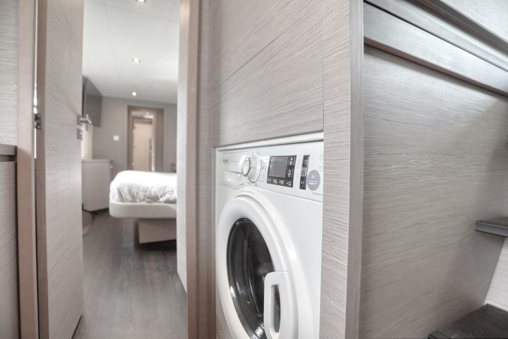 2022 Fountaine Pajot MY6