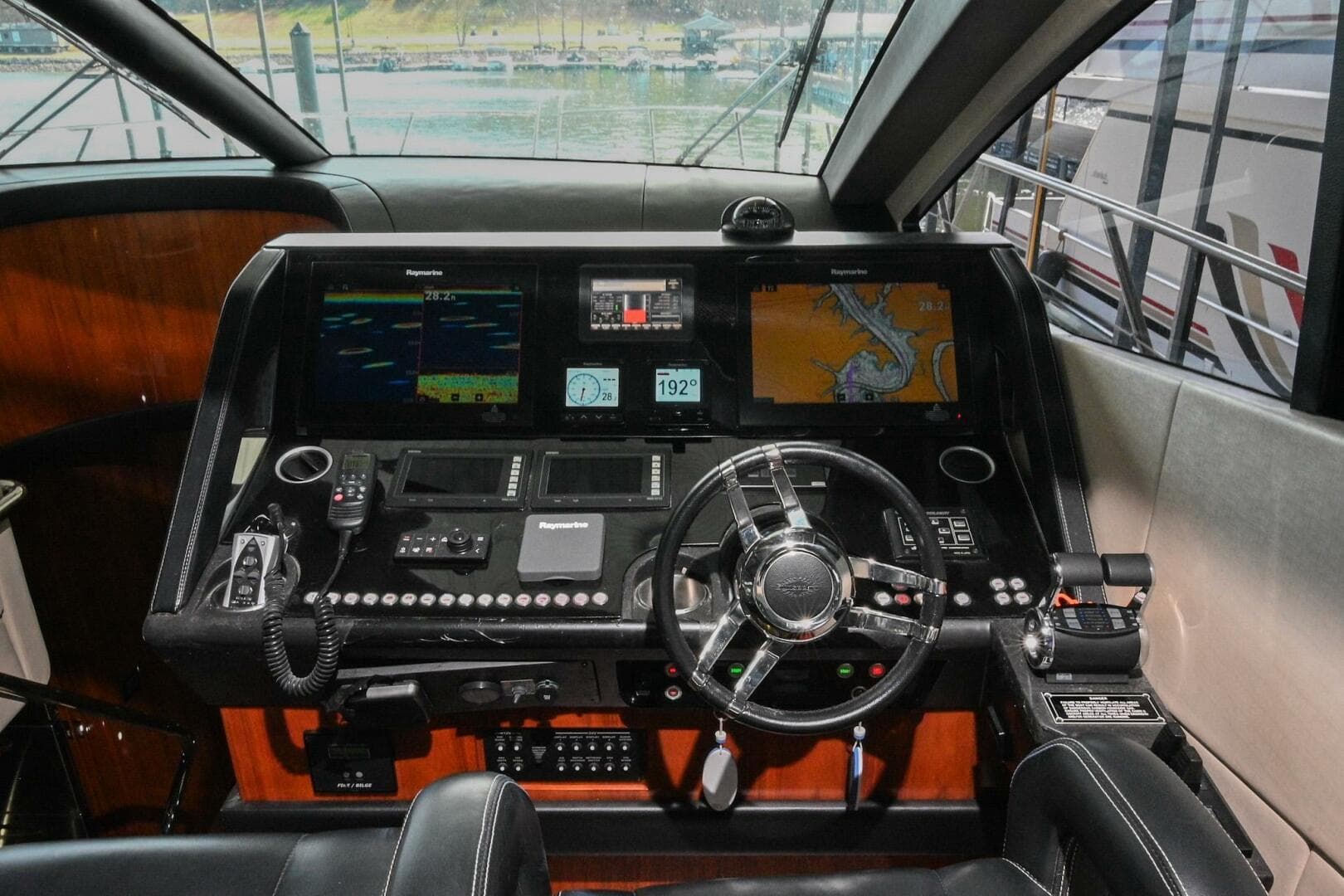 2015 Sunseeker Predator 68