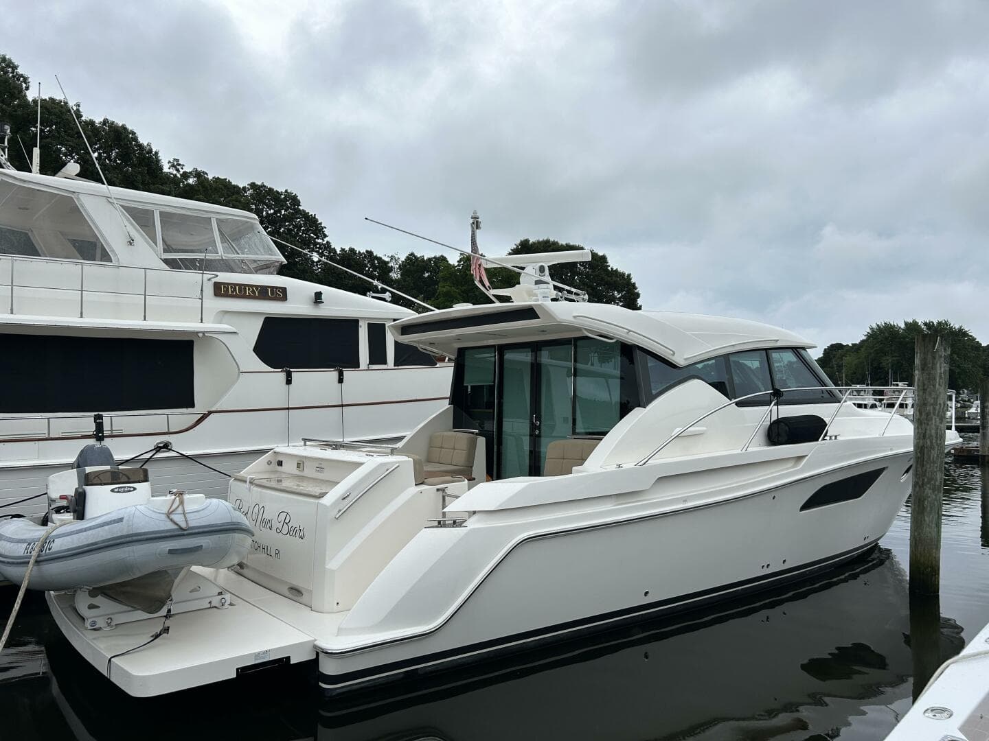 2015 Tiara Yachts C44 Coupe