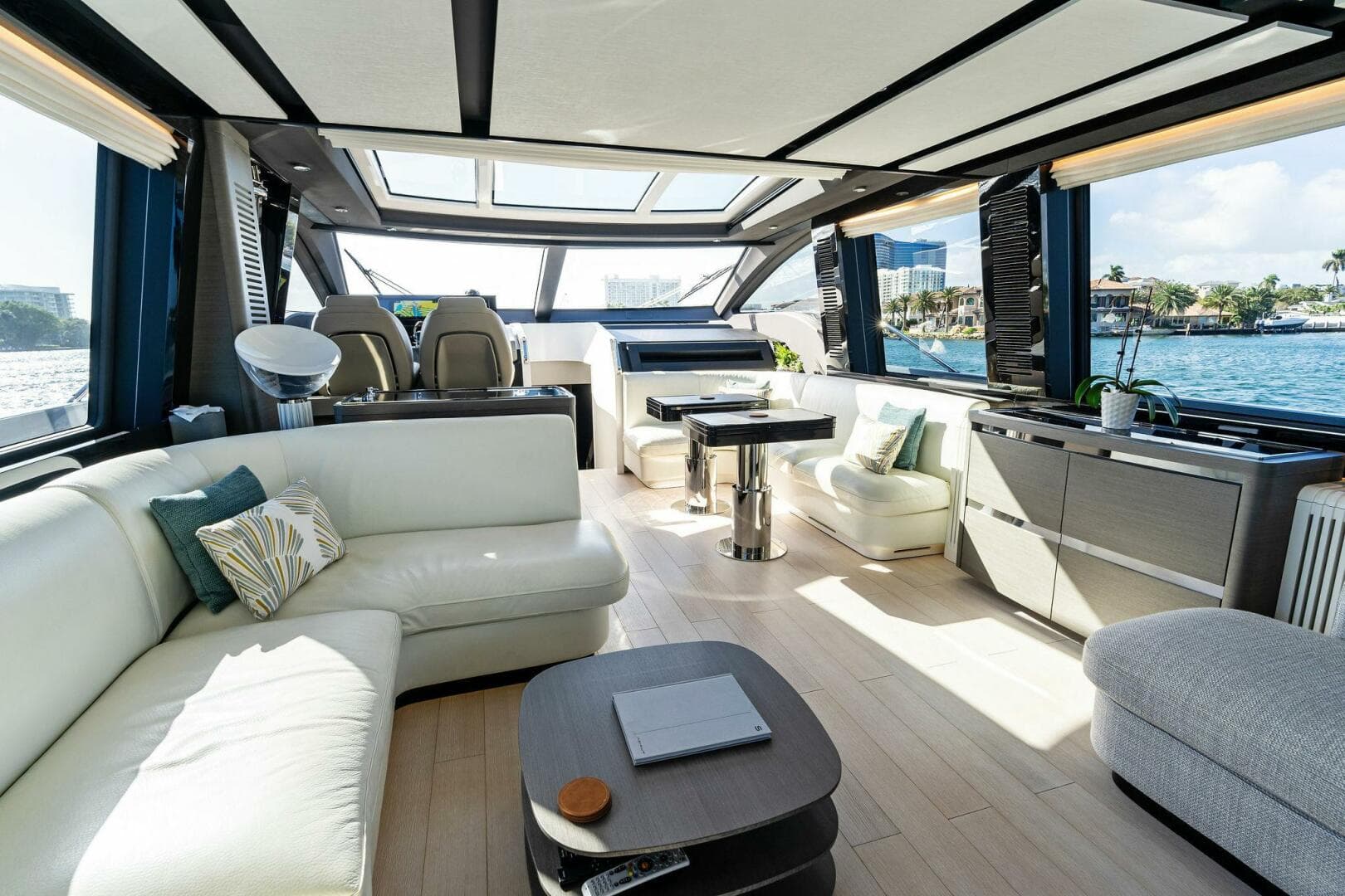 2024 Azimut S8