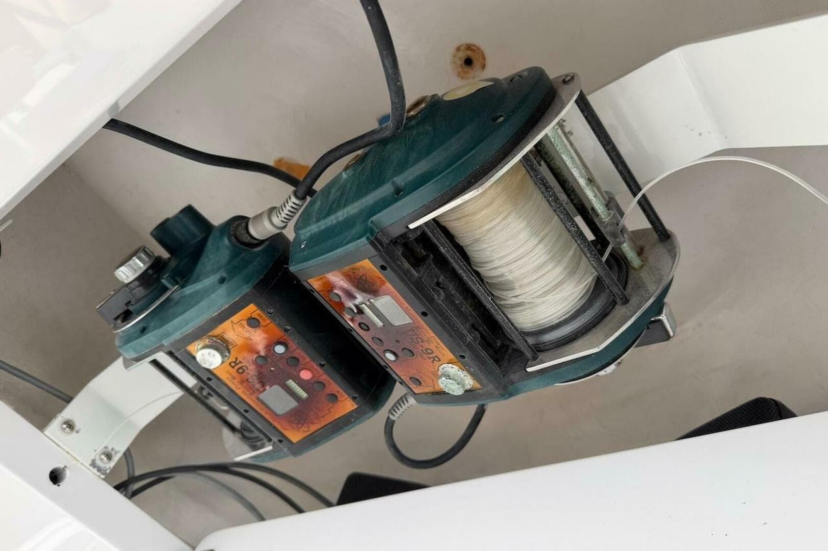 2004 Viking 56 Convertible