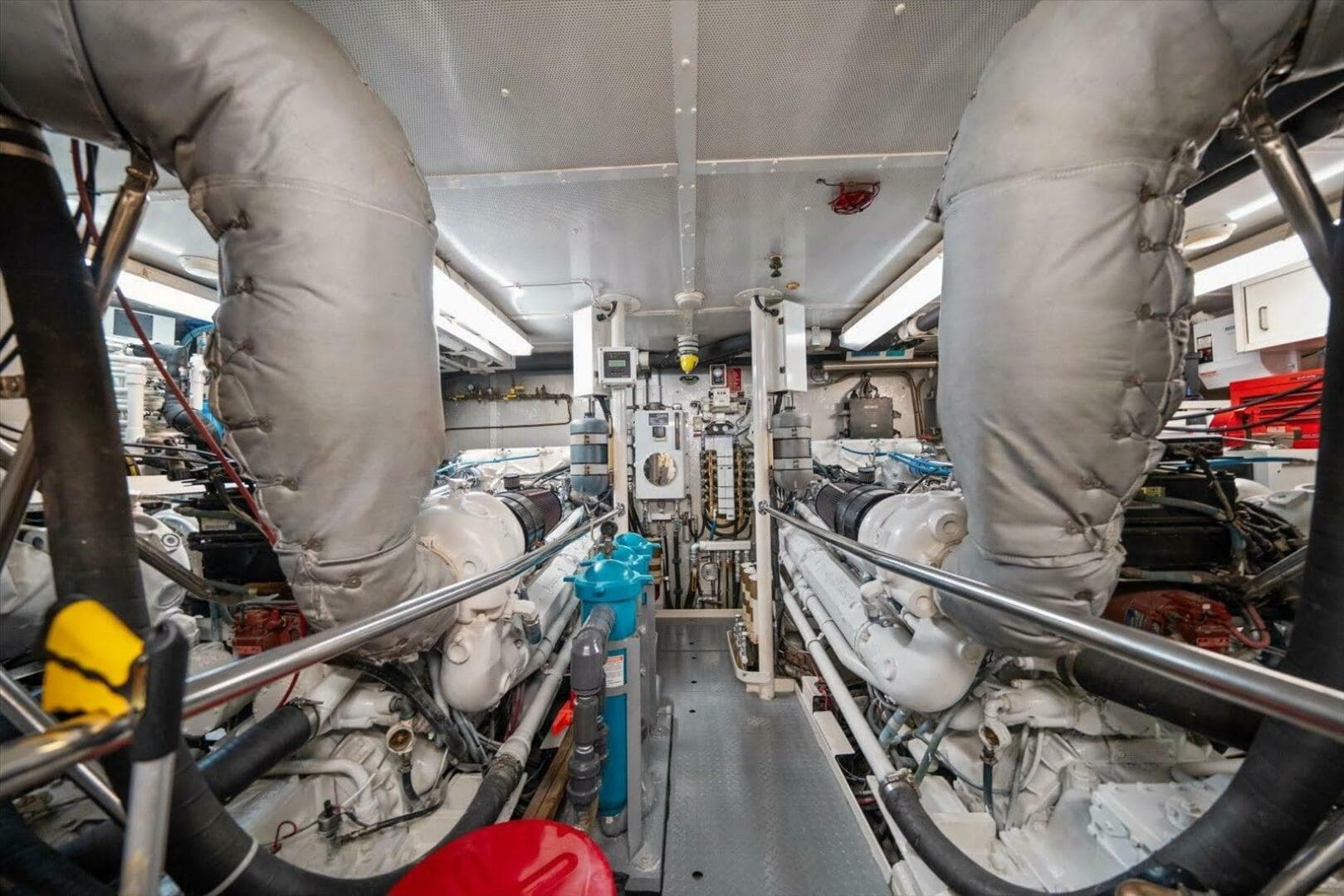 1995 Westport 106 Raised Pilothouse