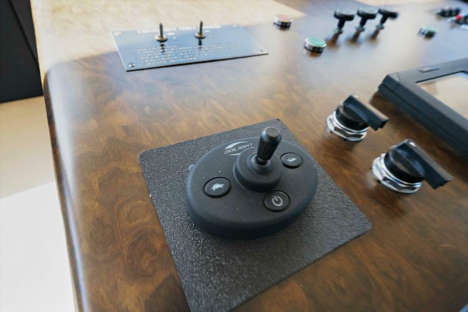 1995 Westport 106 Raised Pilothouse