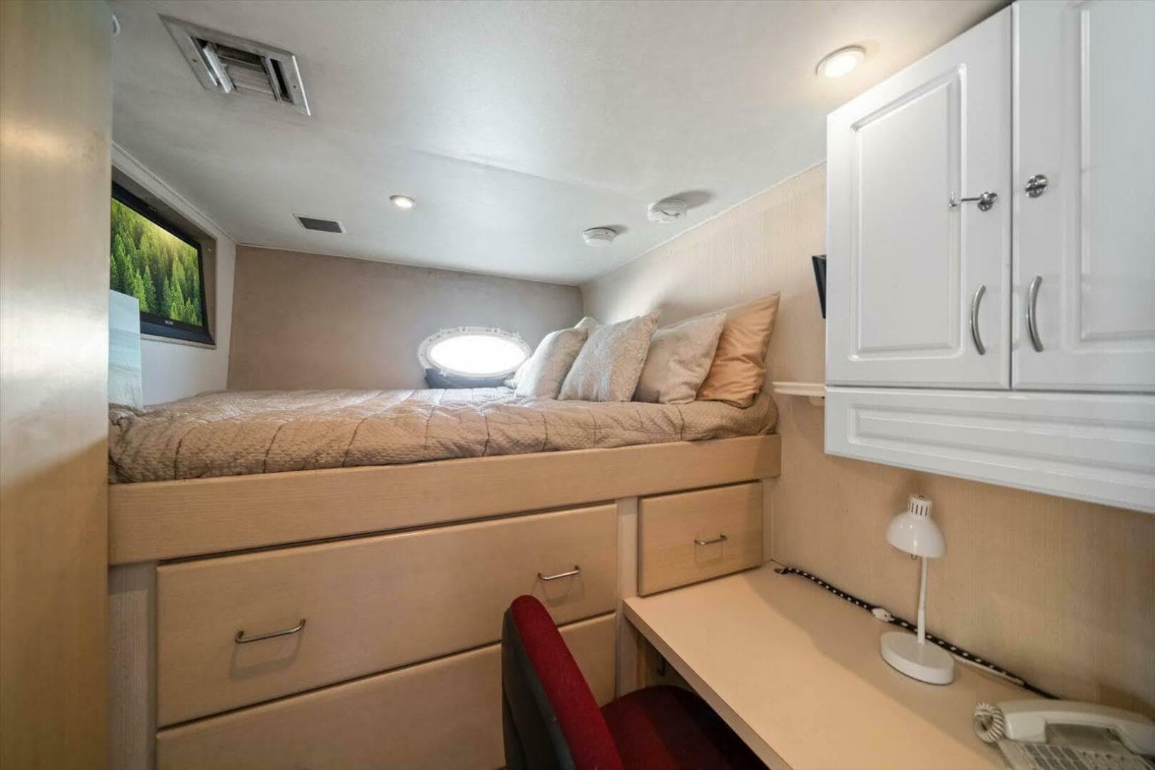 1995 Westport 106 Raised Pilothouse