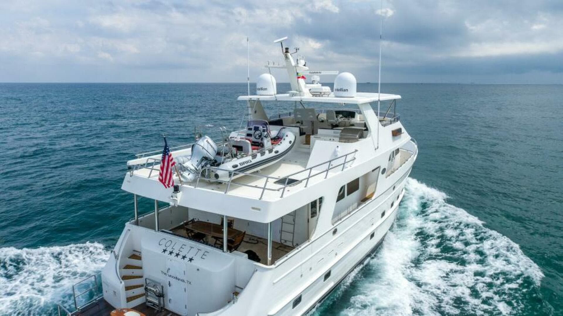 2005 Outer Reef Yachts 