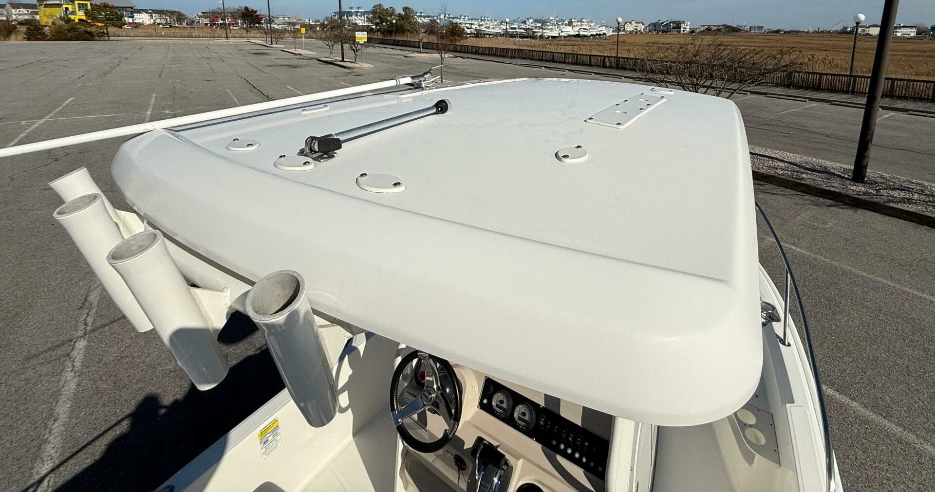2020 Boston Whaler 210 Dauntless