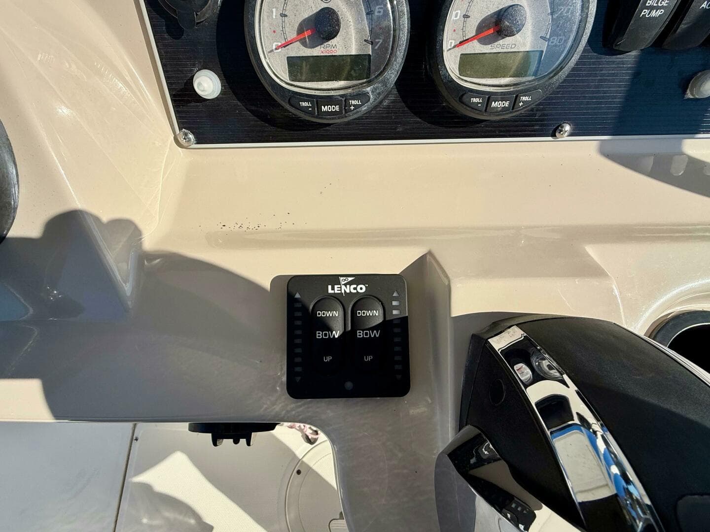 2020 Boston Whaler 210 Dauntless