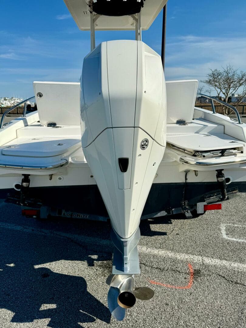 2020 Boston Whaler 210 Dauntless