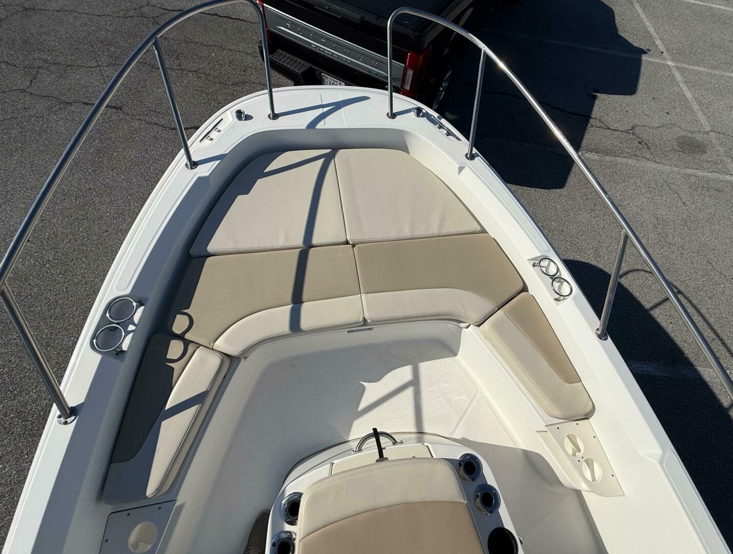 2020 Boston Whaler 210 Dauntless