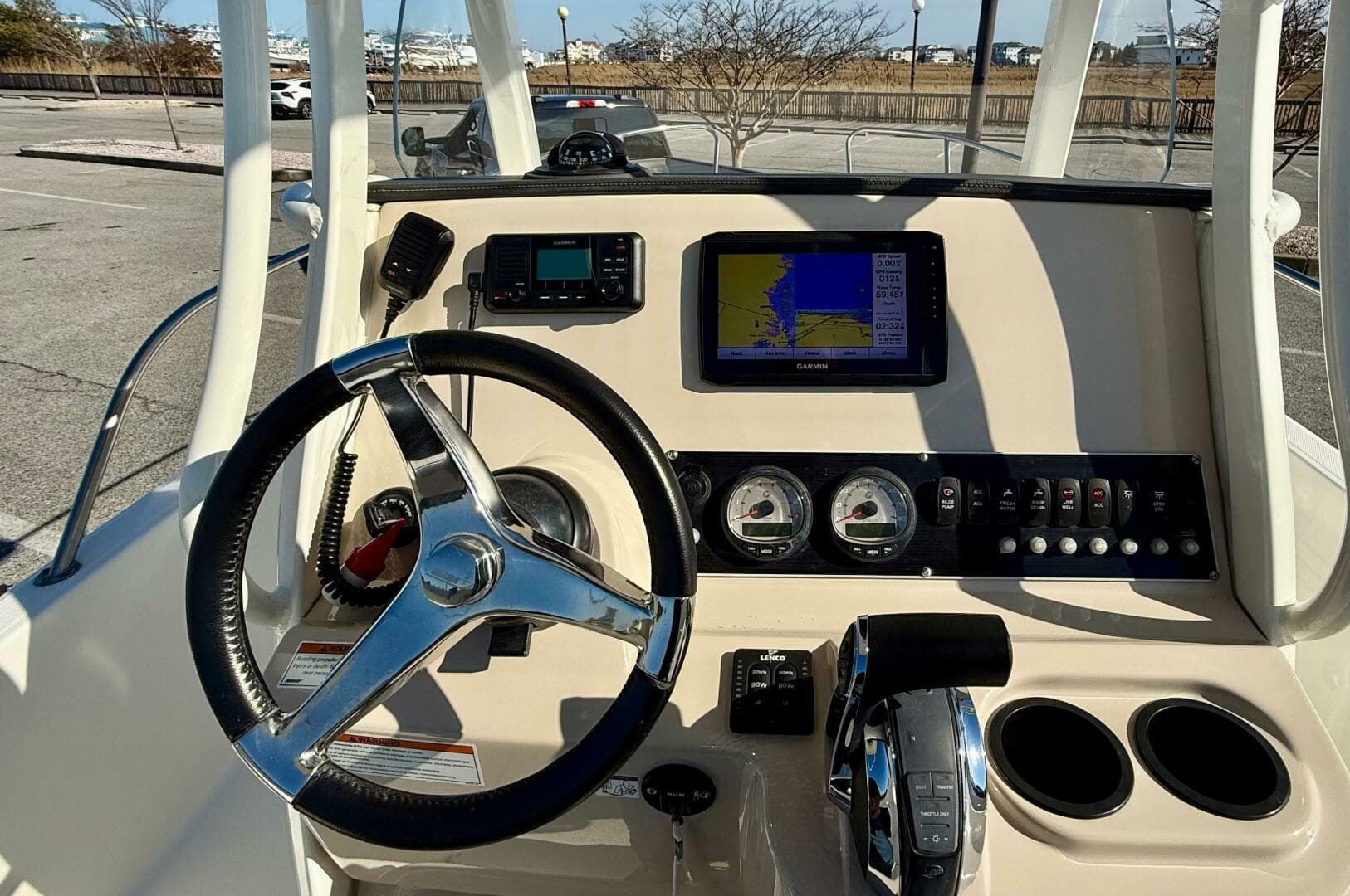 2020 Boston Whaler 210 Dauntless