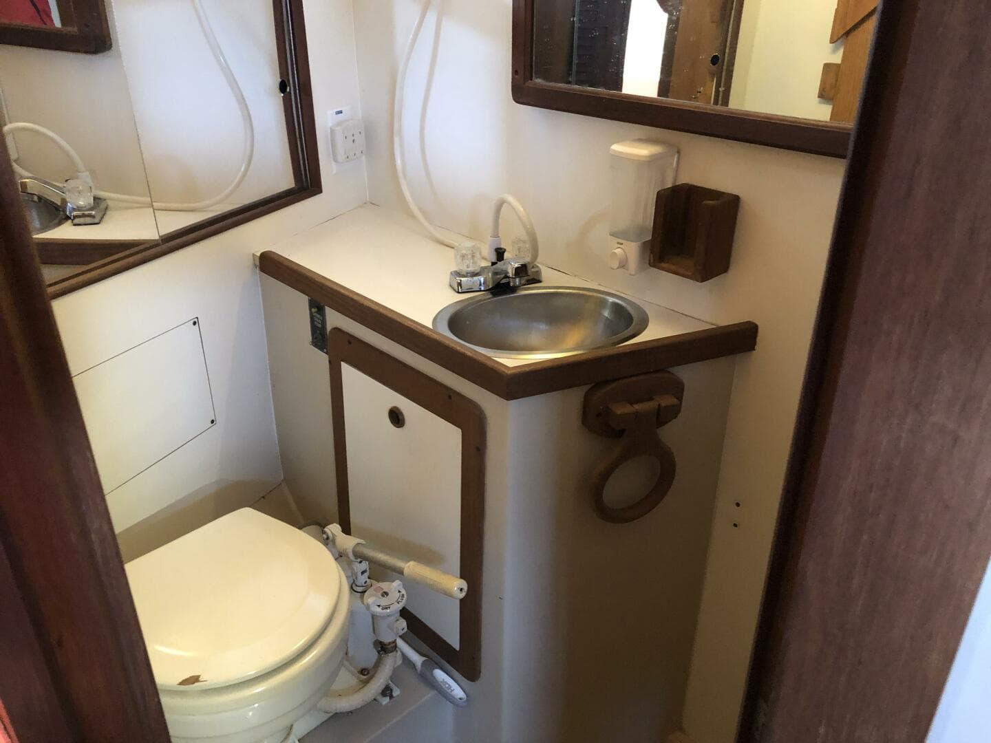 1988 Catalina Morgan Classic 41