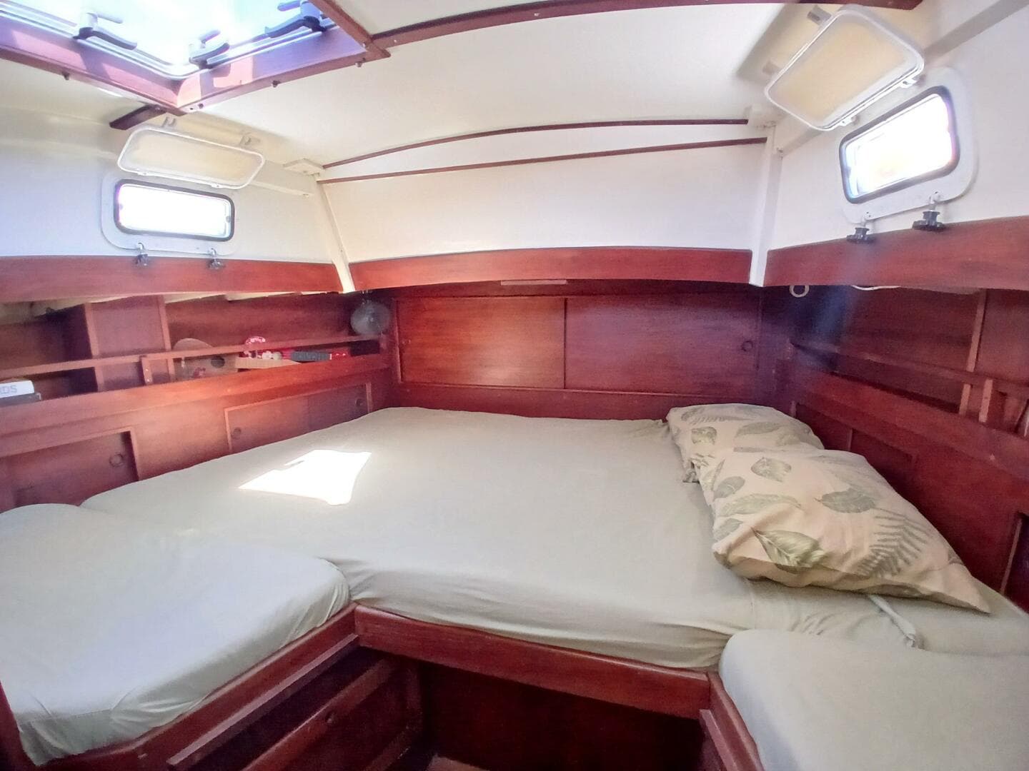 1977 Dickerson Center Cockpit Ketch