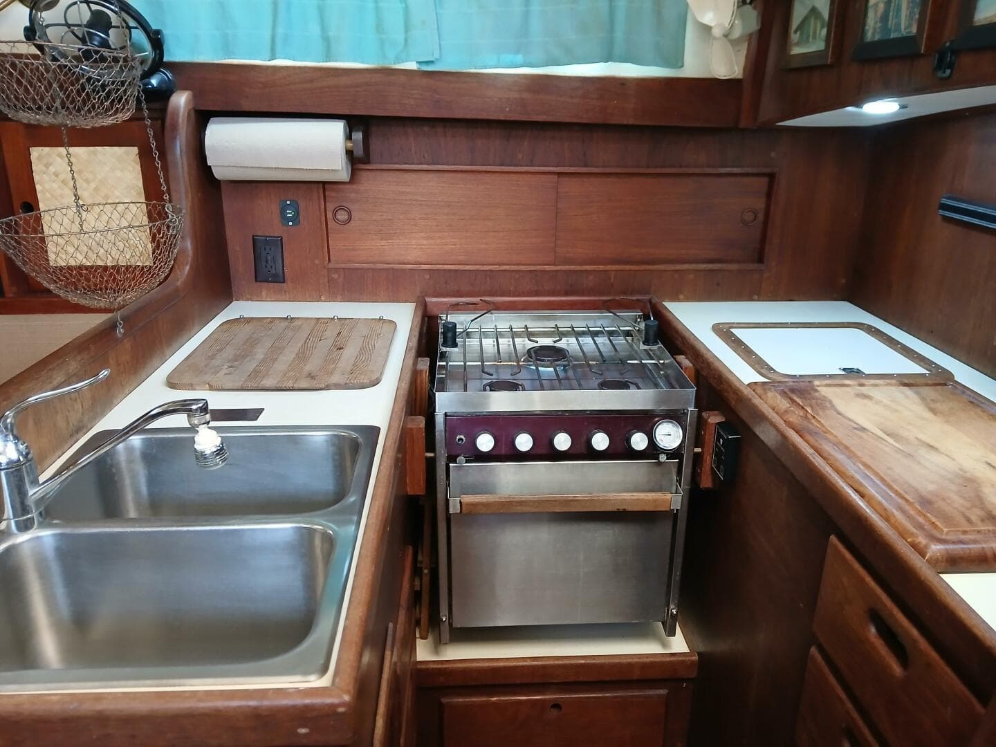 1977 Dickerson Center Cockpit Ketch