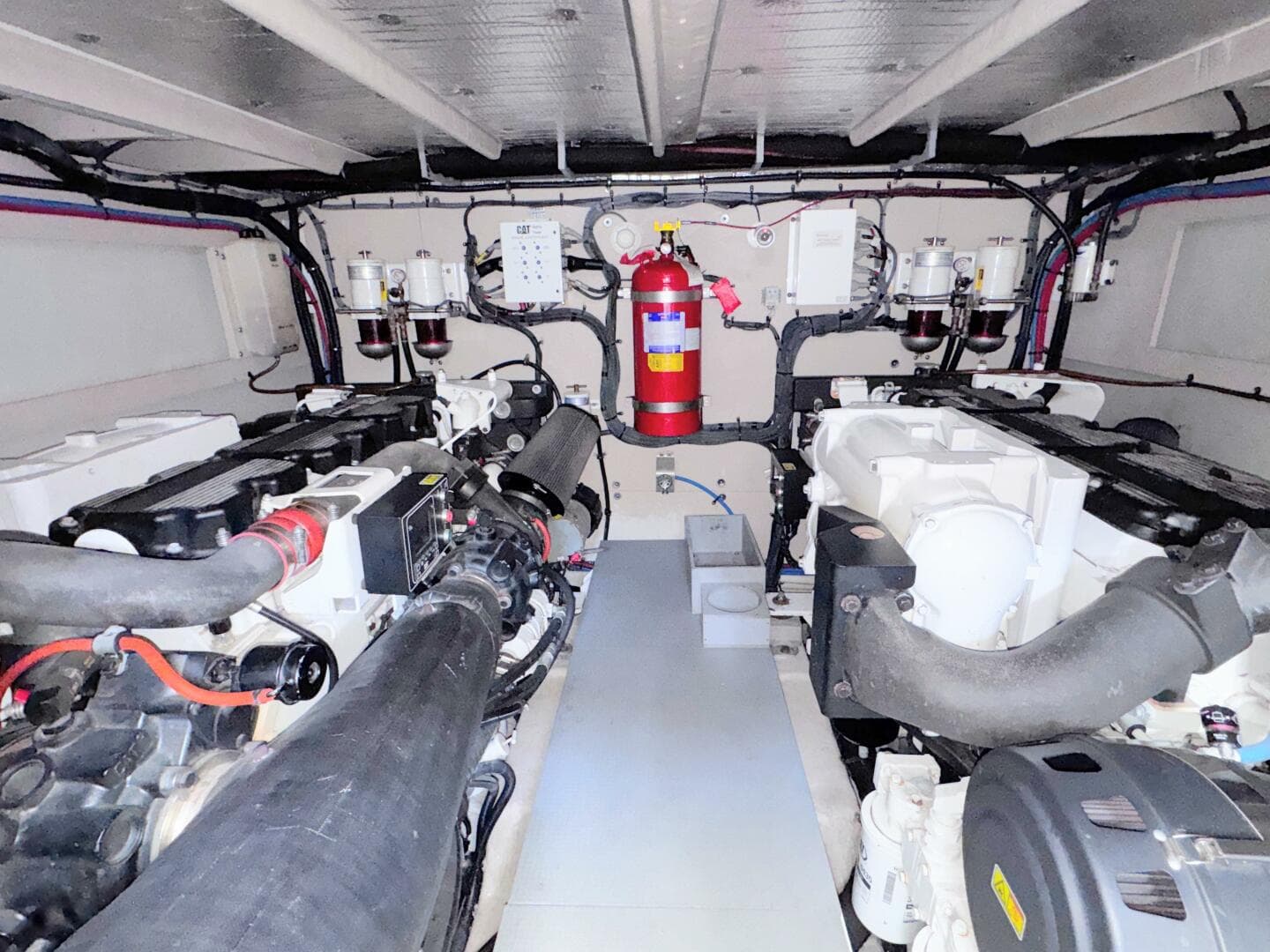 2018 Sea Ray L650 Fly