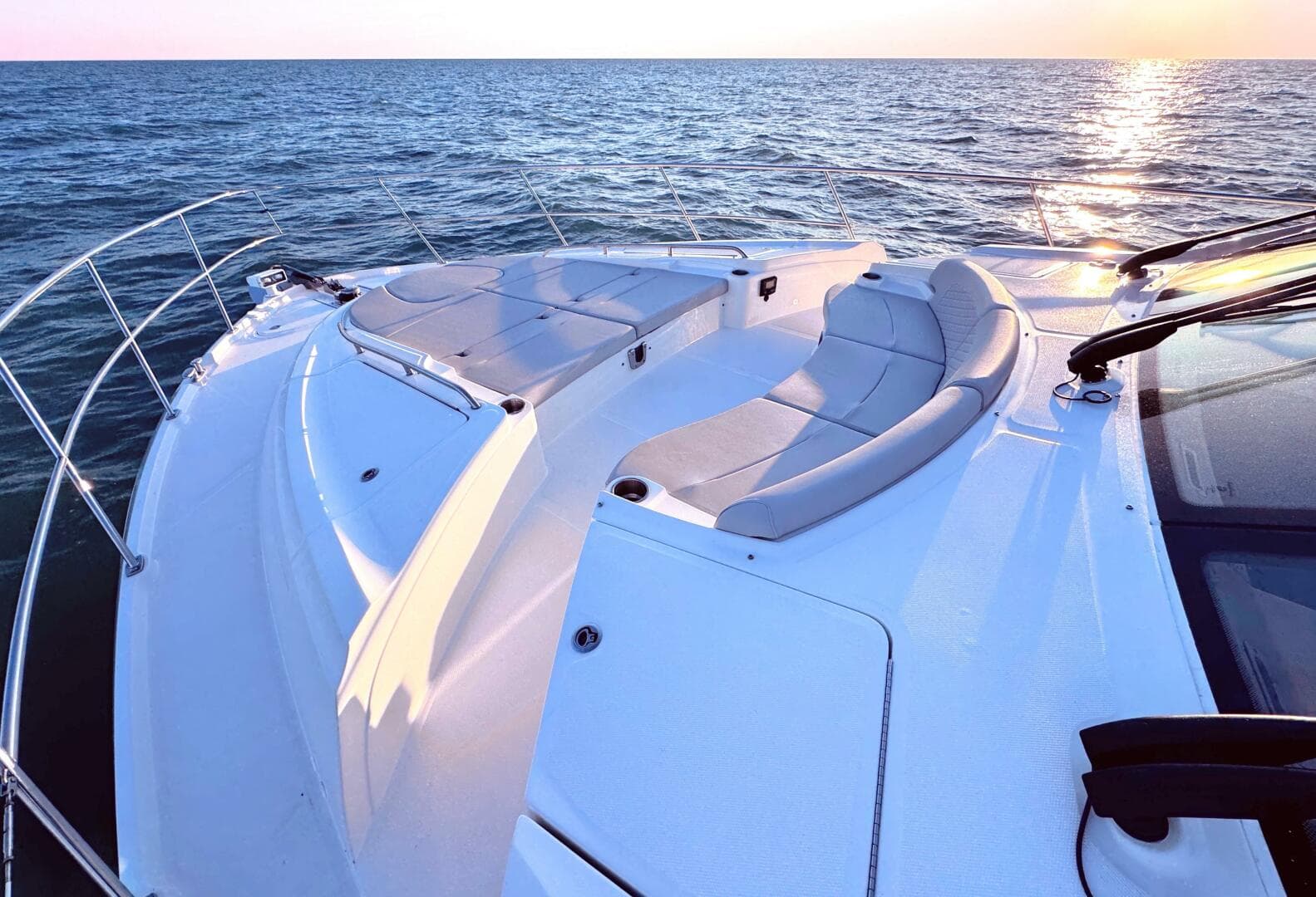 2018 Sea Ray L650 Fly