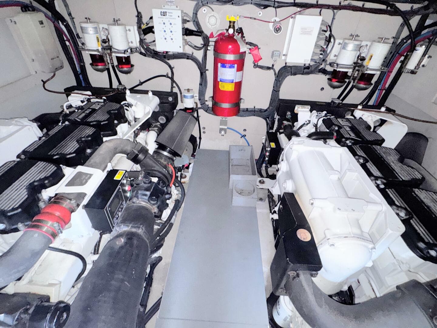 2018 Sea Ray L650 Fly