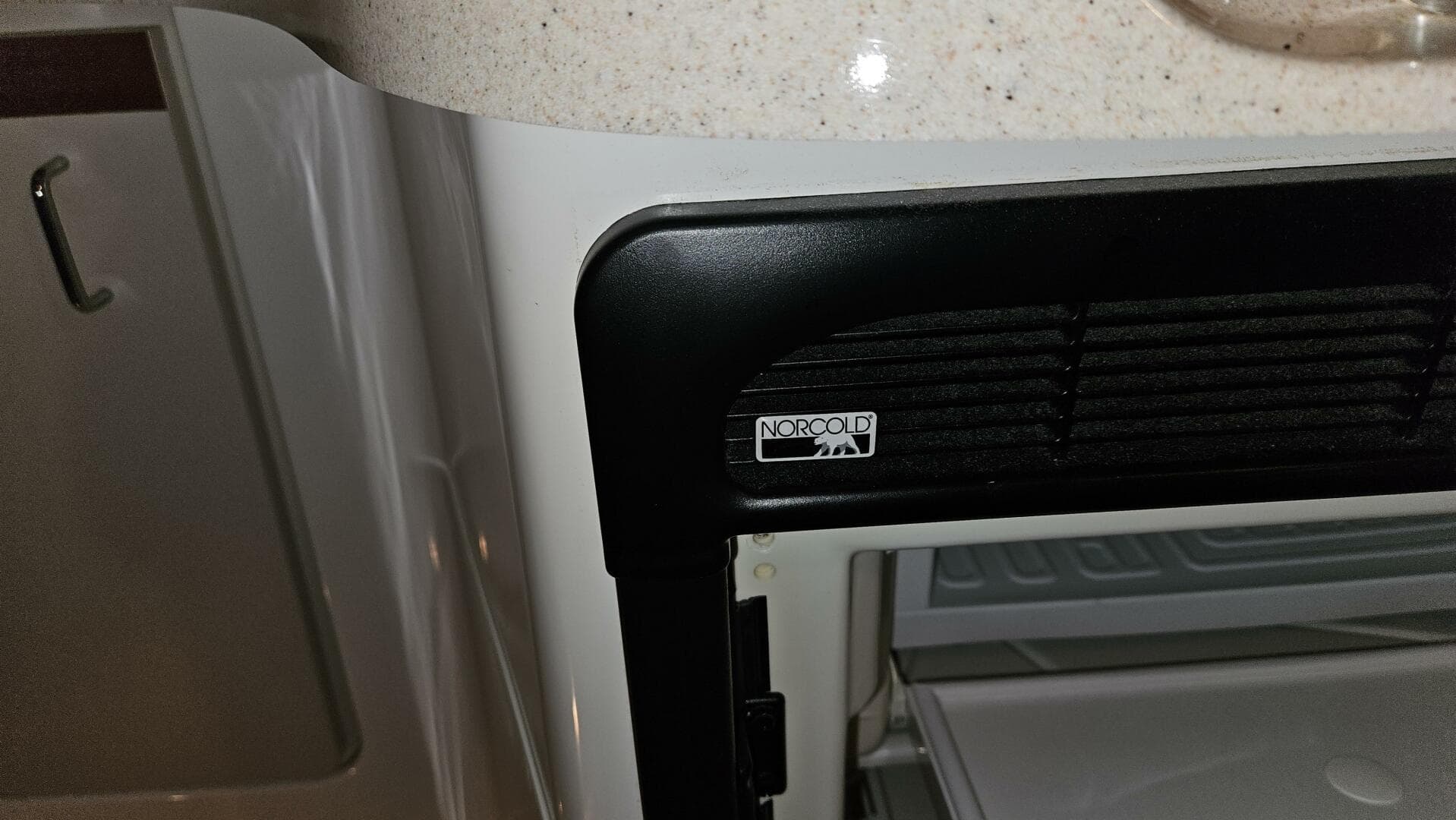 1998 Chris-Craft 320 Express Cruiser