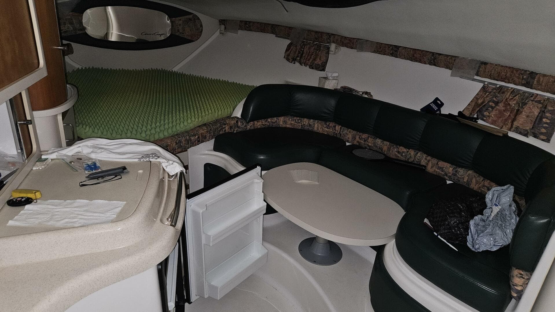 1998 Chris-Craft 320 Express Cruiser