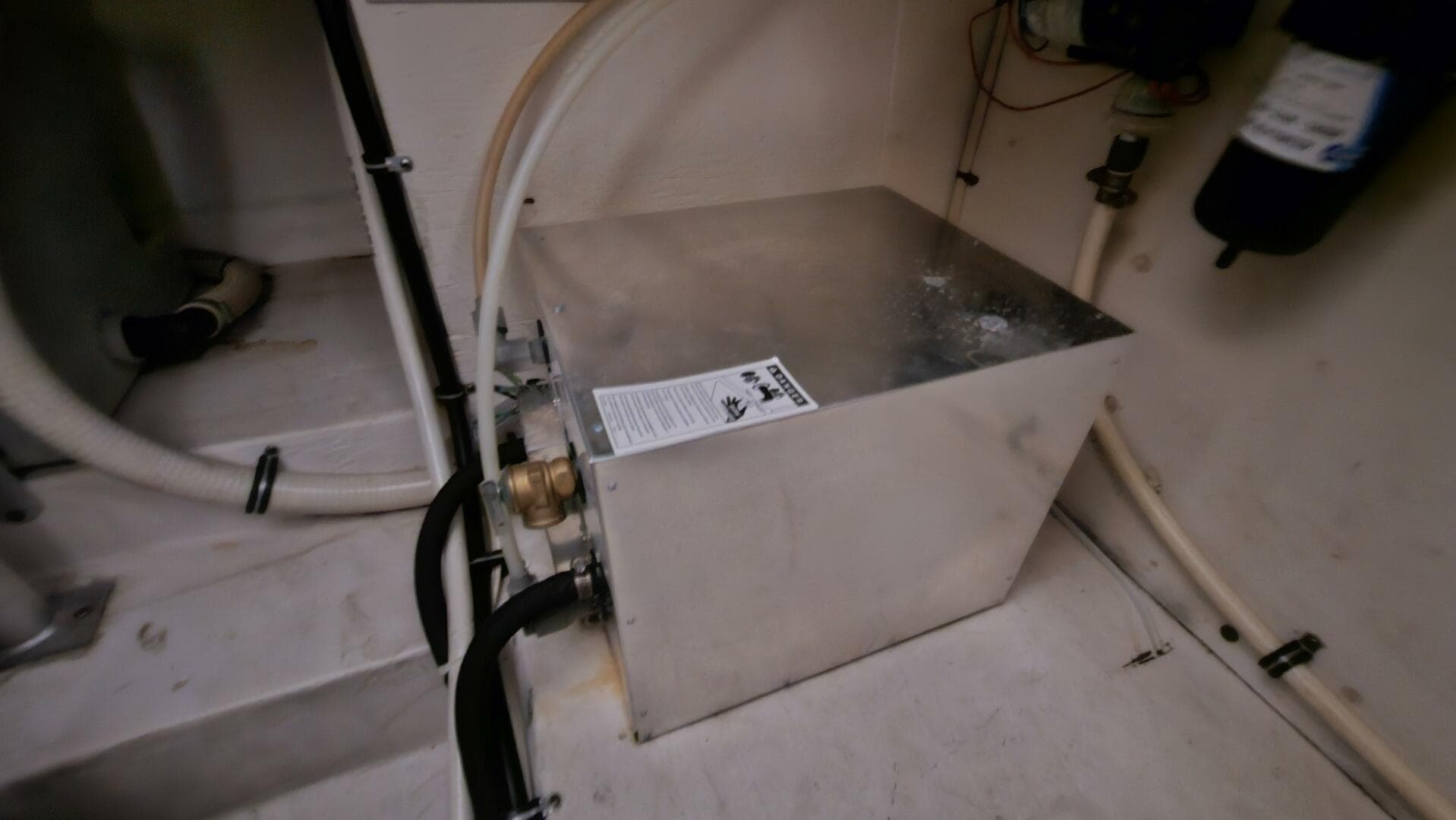 1998 Chris-Craft 320 Express Cruiser