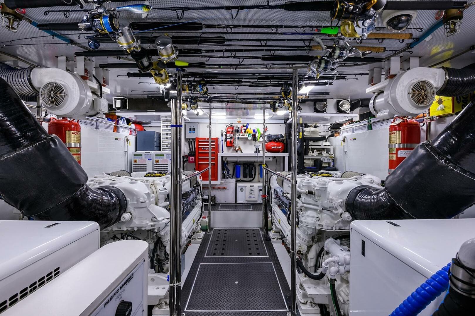 2009 Pacific Mariner 