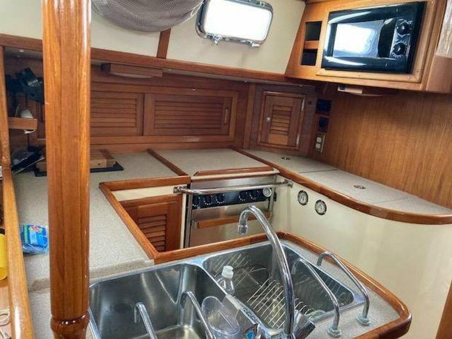 1997 Pacific Seacraft 40