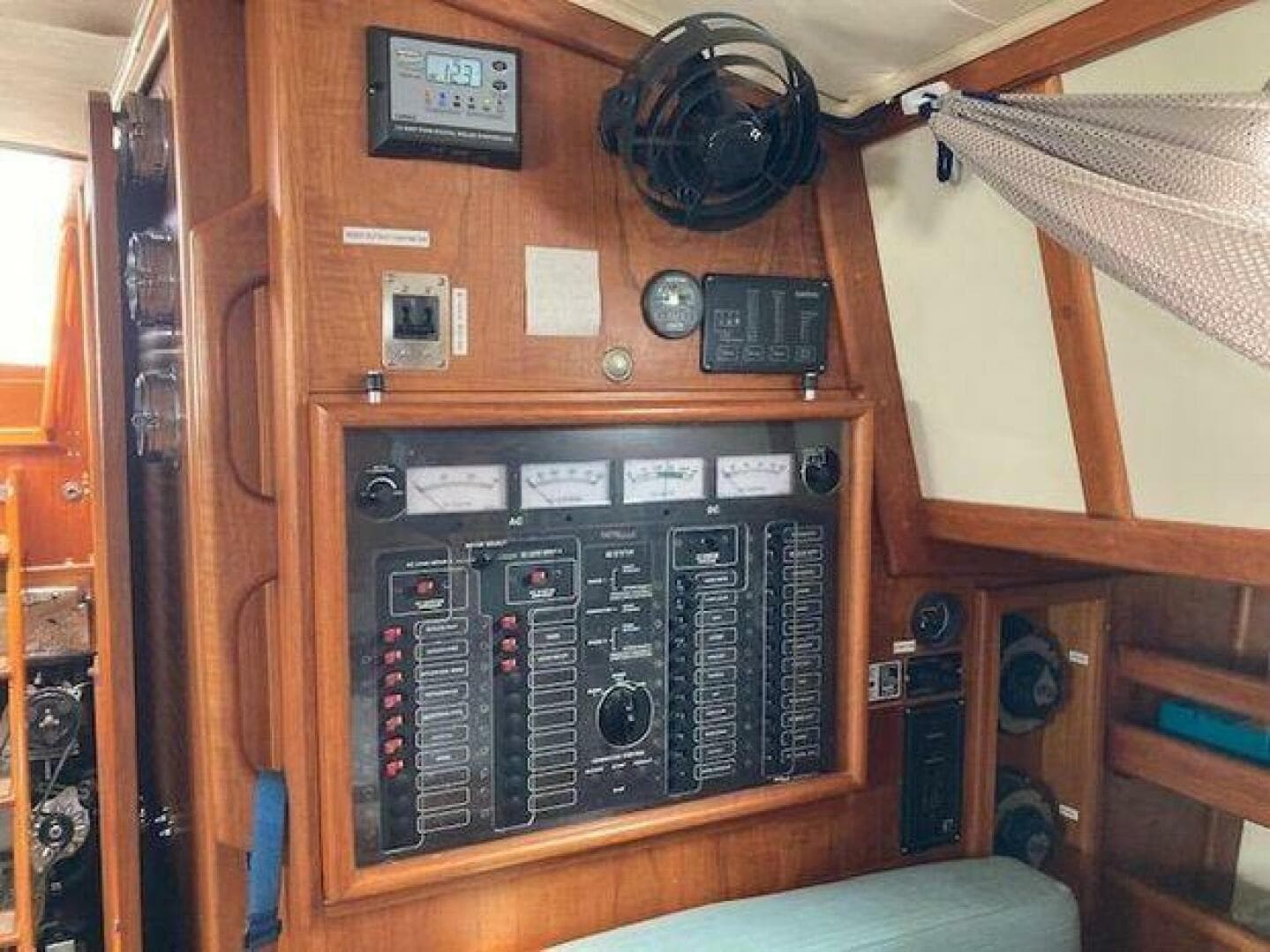 1997 Pacific Seacraft 40
