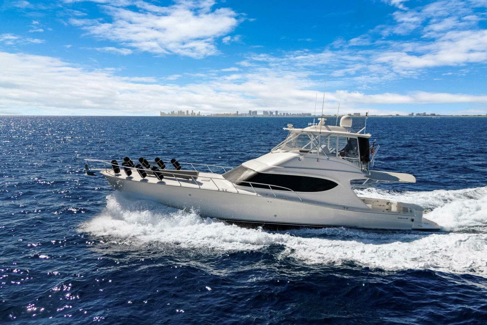 2016 Hatteras GT63