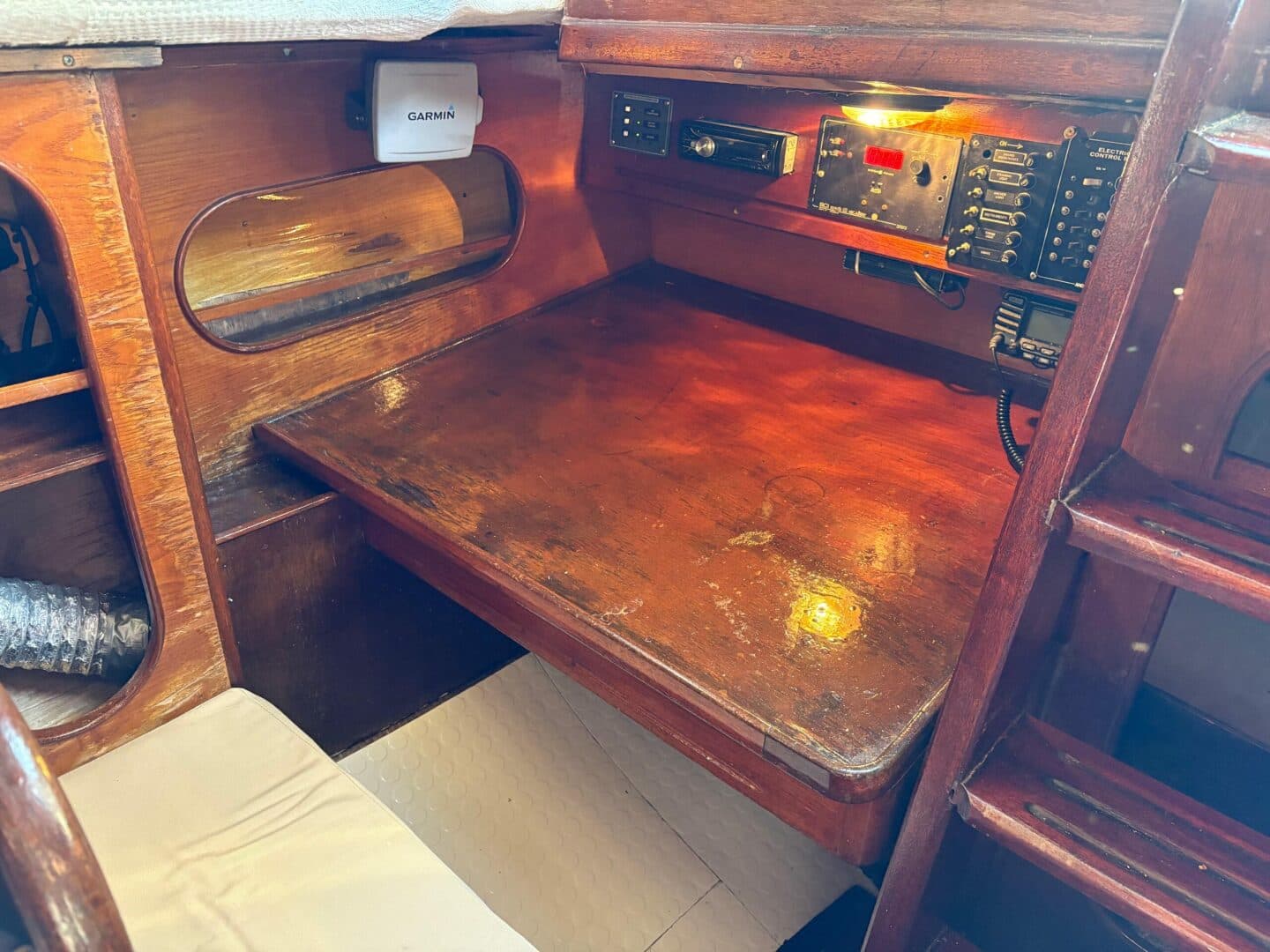 1979-freedom-40-cat-ketch-sail-9702897-20250513145255548-1_XLARGE.jpg