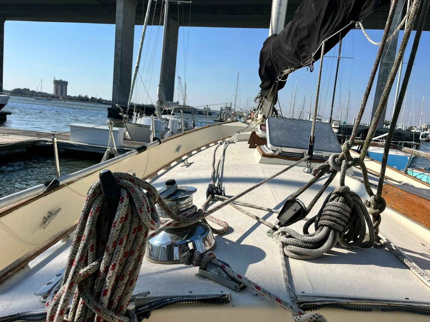 1979-freedom-40-cat-ketch-sail-9702897-20250303172755677-1_XLARGE.jpg