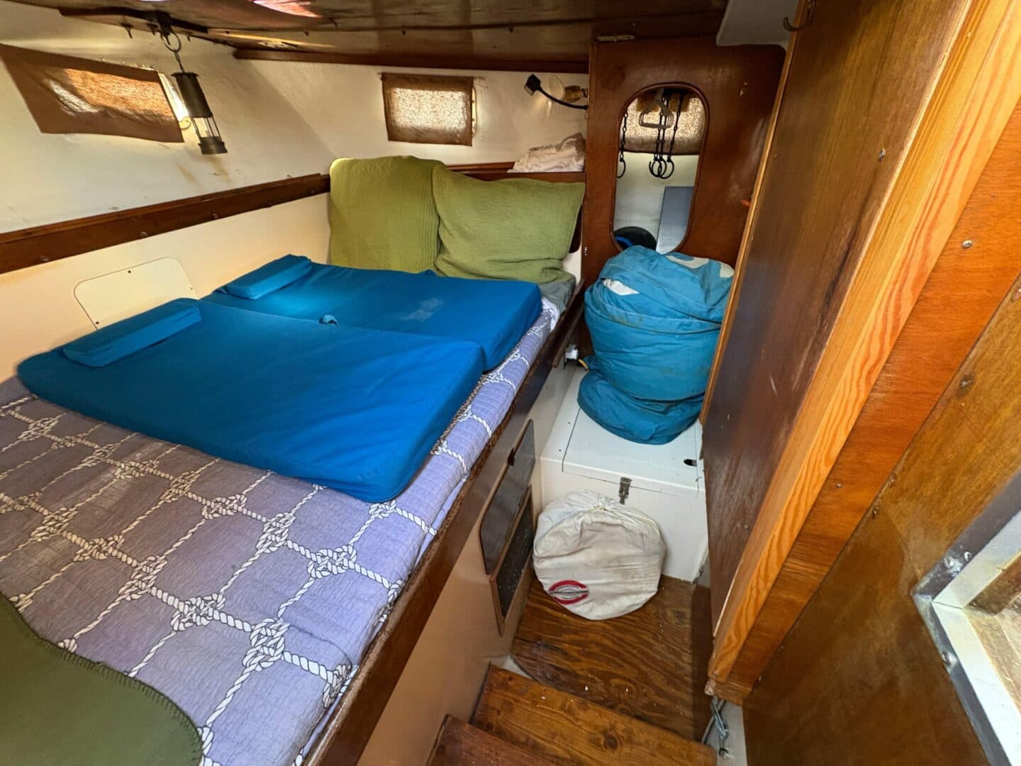 1979-freedom-40-cat-ketch-sail-9702897-20250513145218800-1_XLARGE.jpg