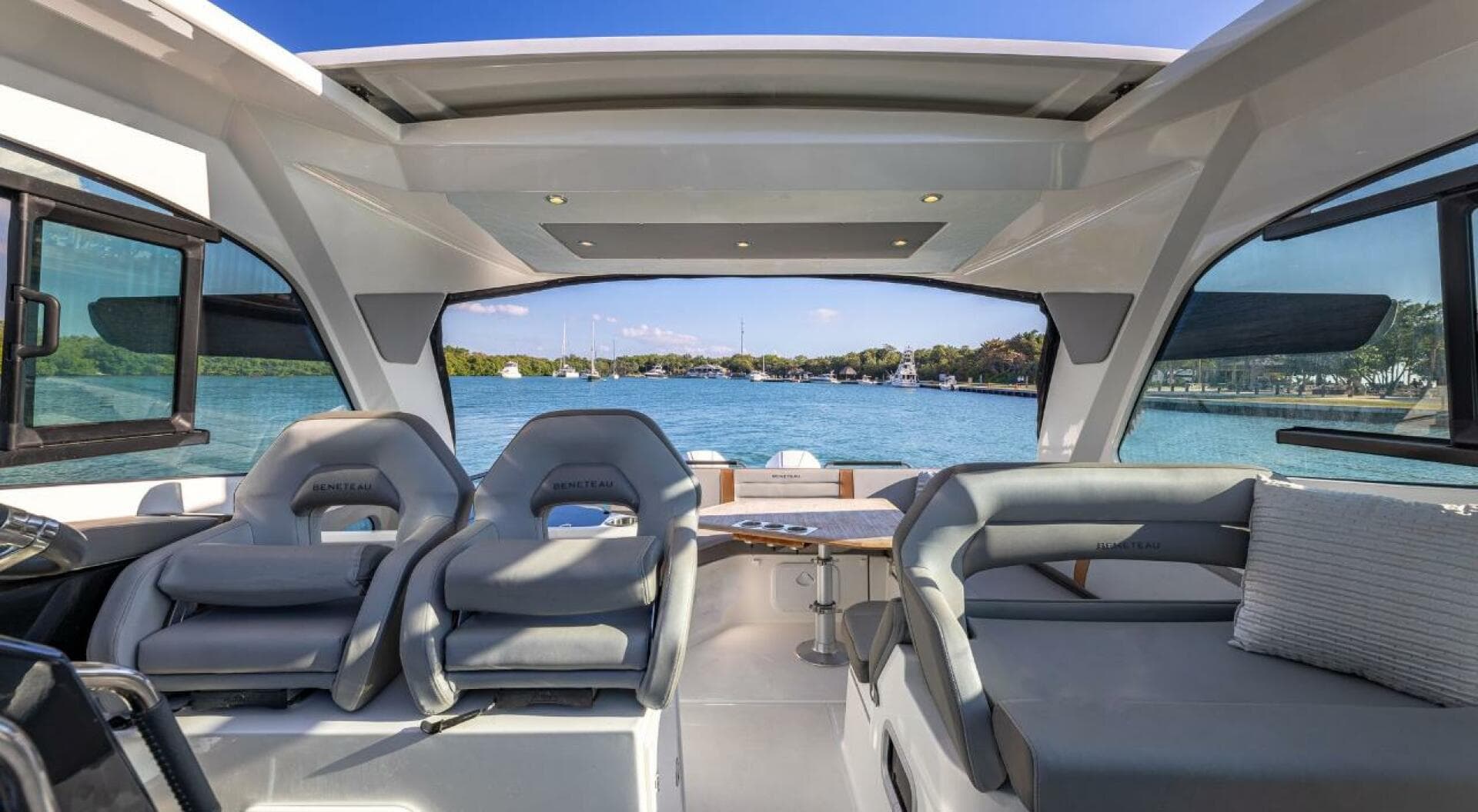 2021 Beneteau Gran Turismo 32