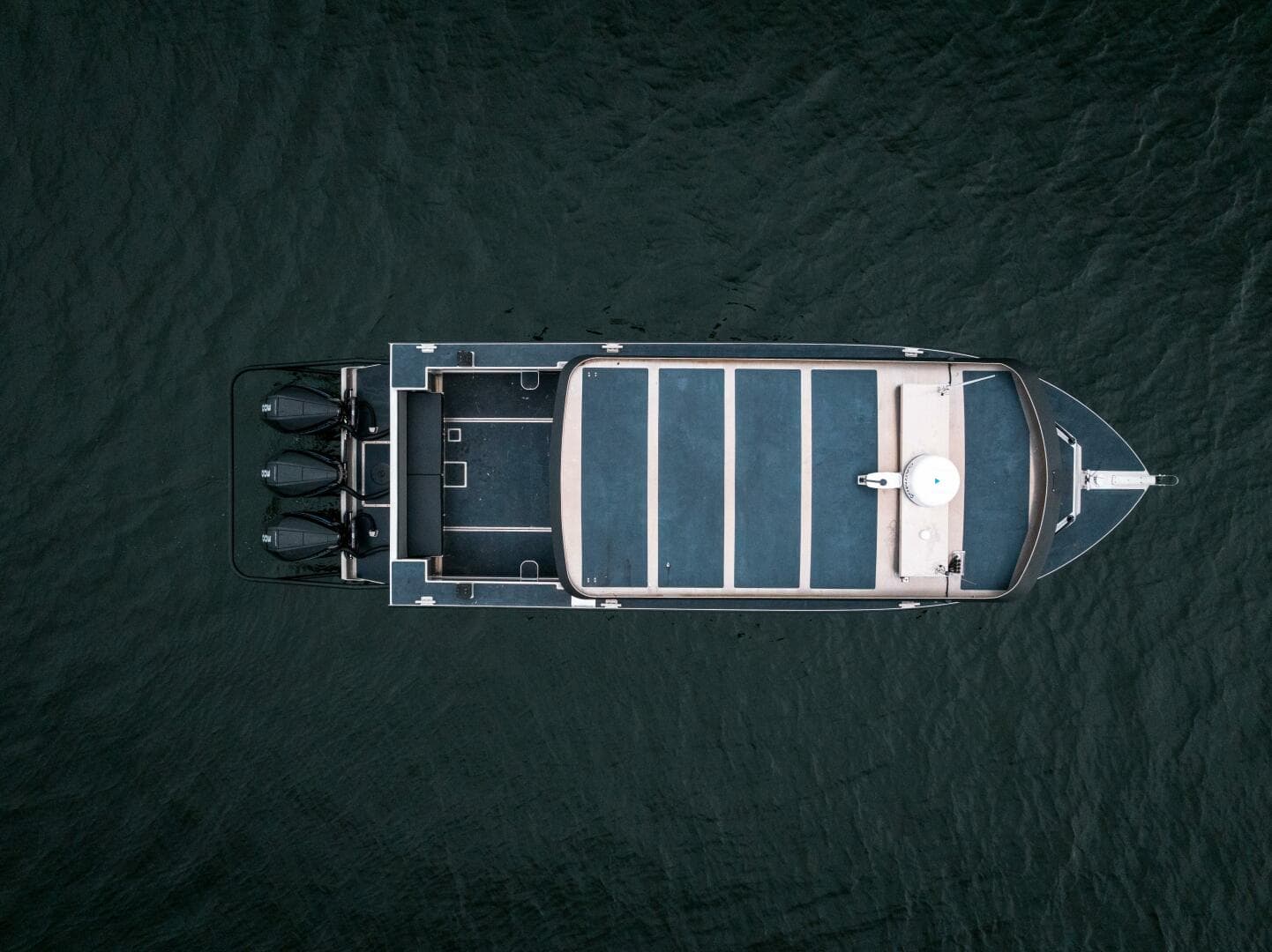 2023 Liquid Metal Maquinna Crew