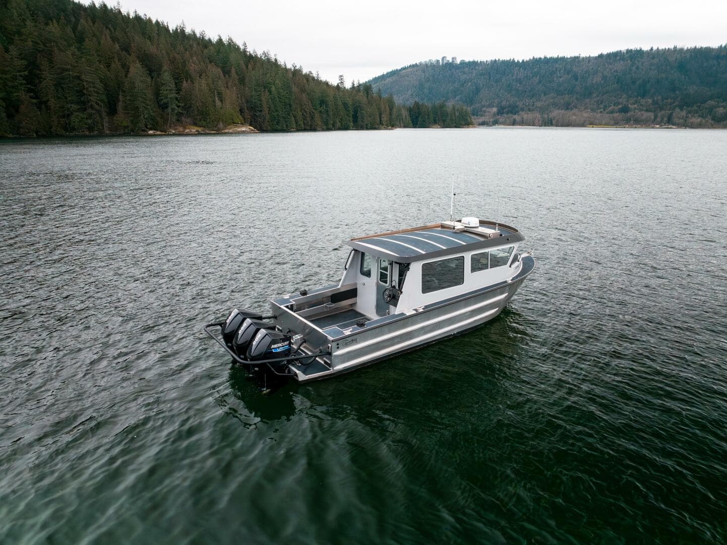 2023 Liquid Metal Maquinna Crew