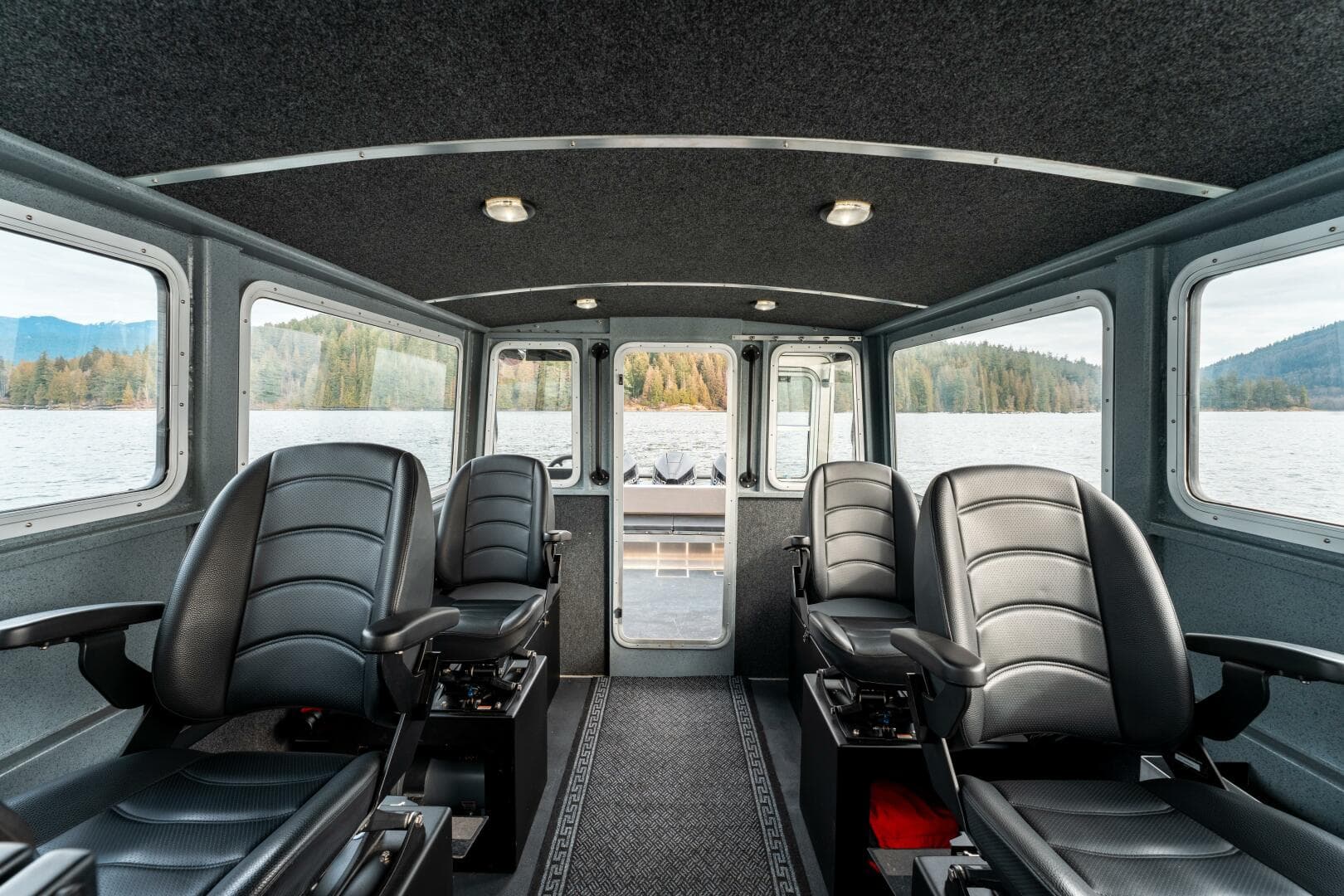 2023 Liquid Metal Maquinna Crew