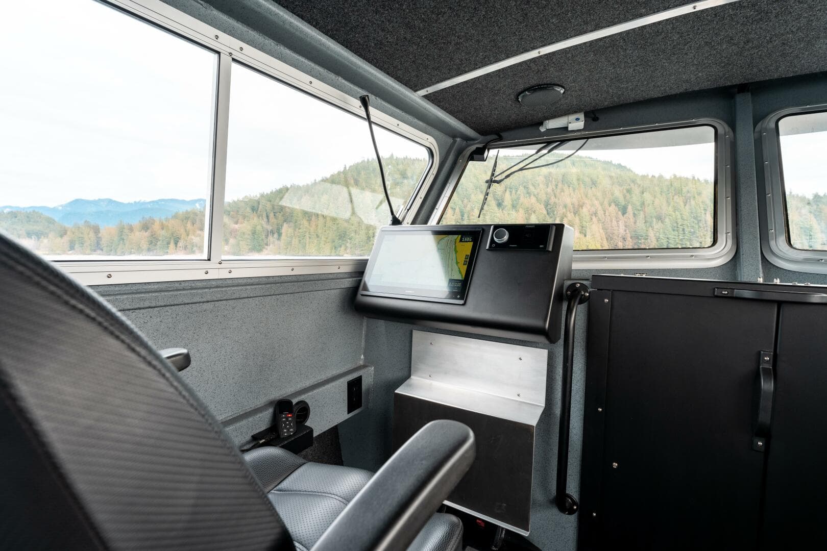 2023 Liquid Metal Maquinna Crew