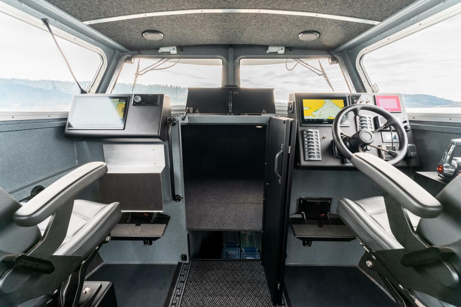 2023 Liquid Metal Maquinna Crew