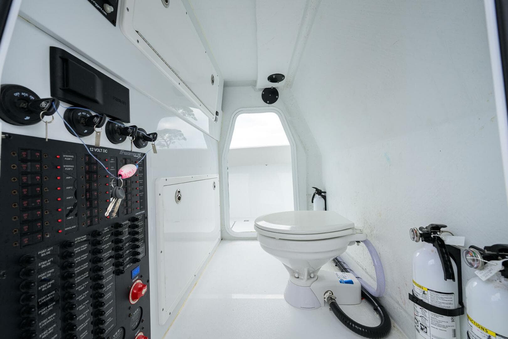 Freeman 42 LR Nitsa - Head