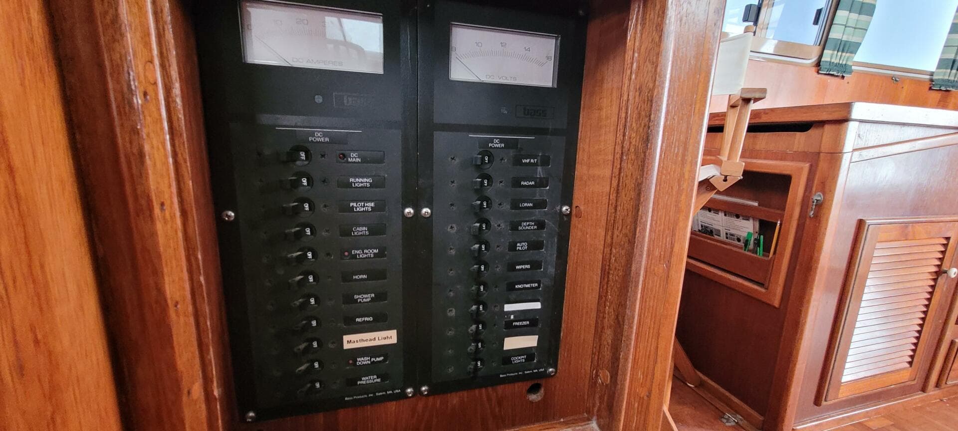 1985 Duffy Flybridge Cruiser