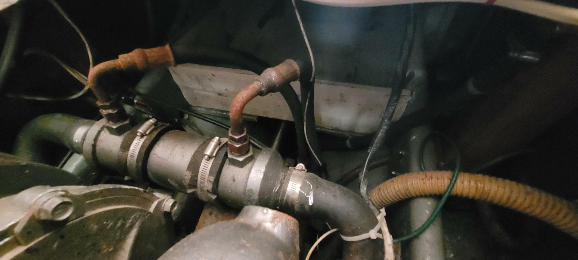 1985 Duffy Flybridge Cruiser