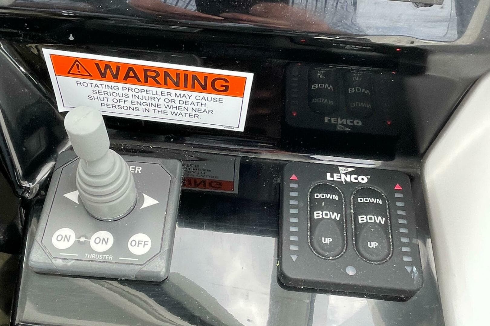 2023 Beneteau Antares 8