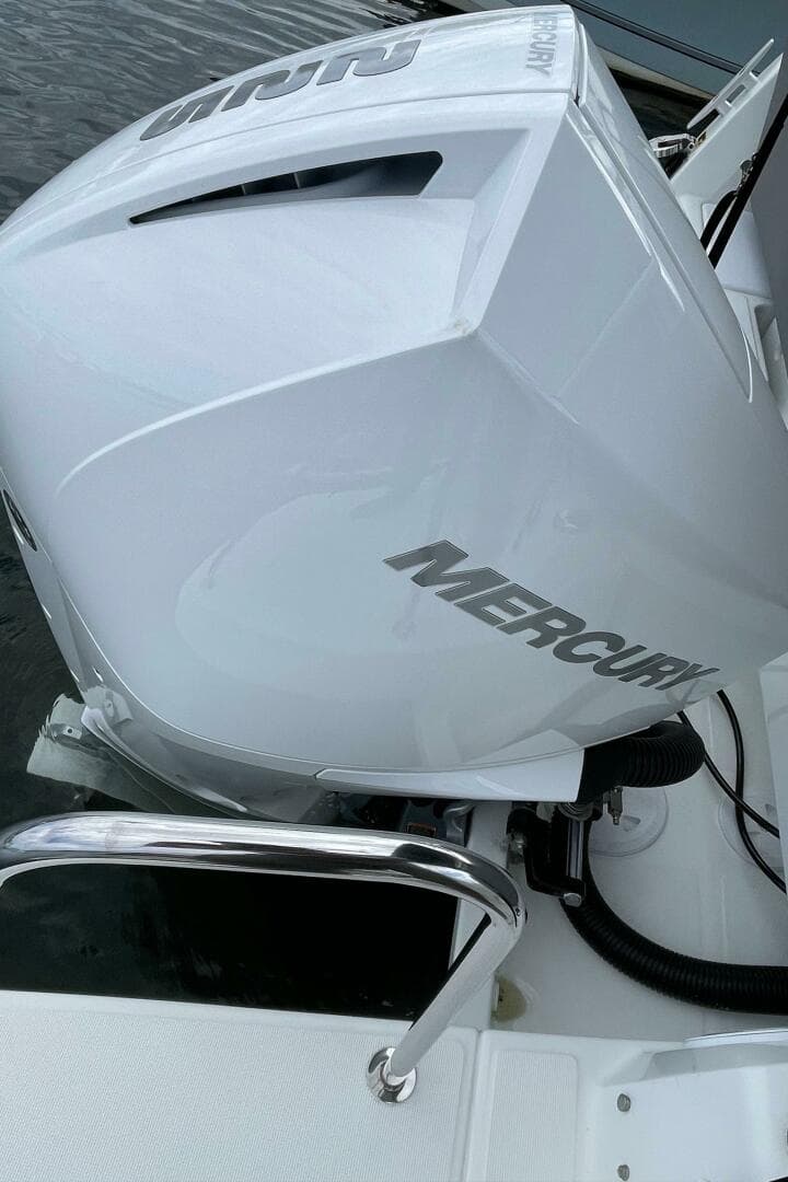 2023 Beneteau Antares 8