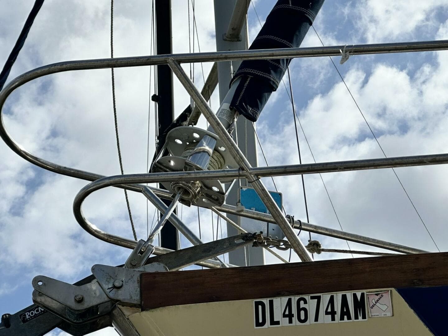 1986 Slocum Pilothouse 43