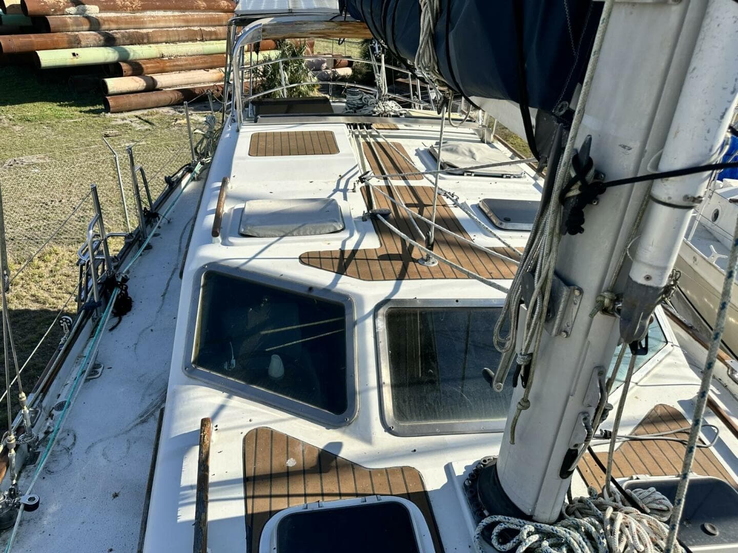 1986 Slocum Pilothouse 43