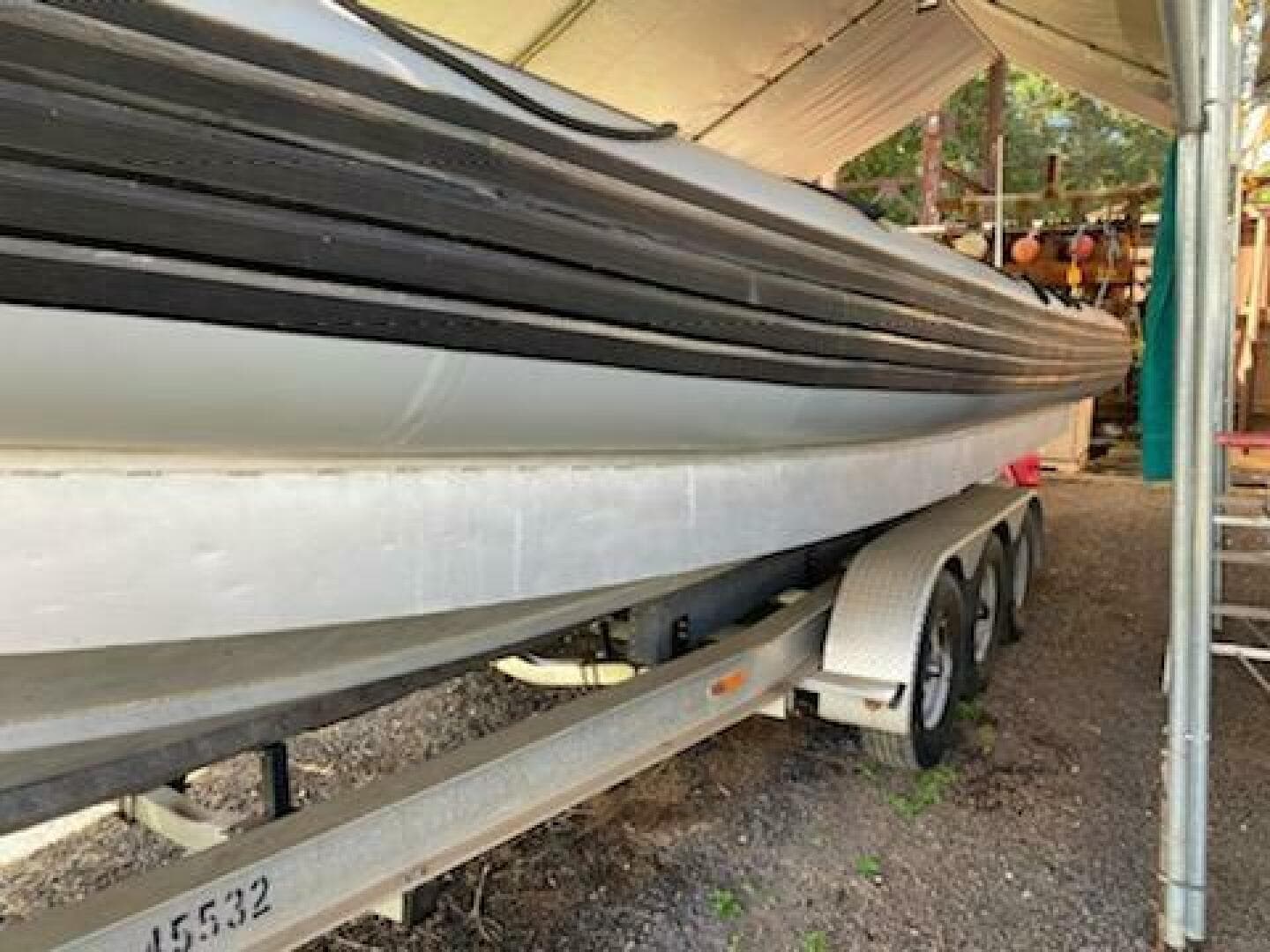 2001 Zodiac Milpro 920