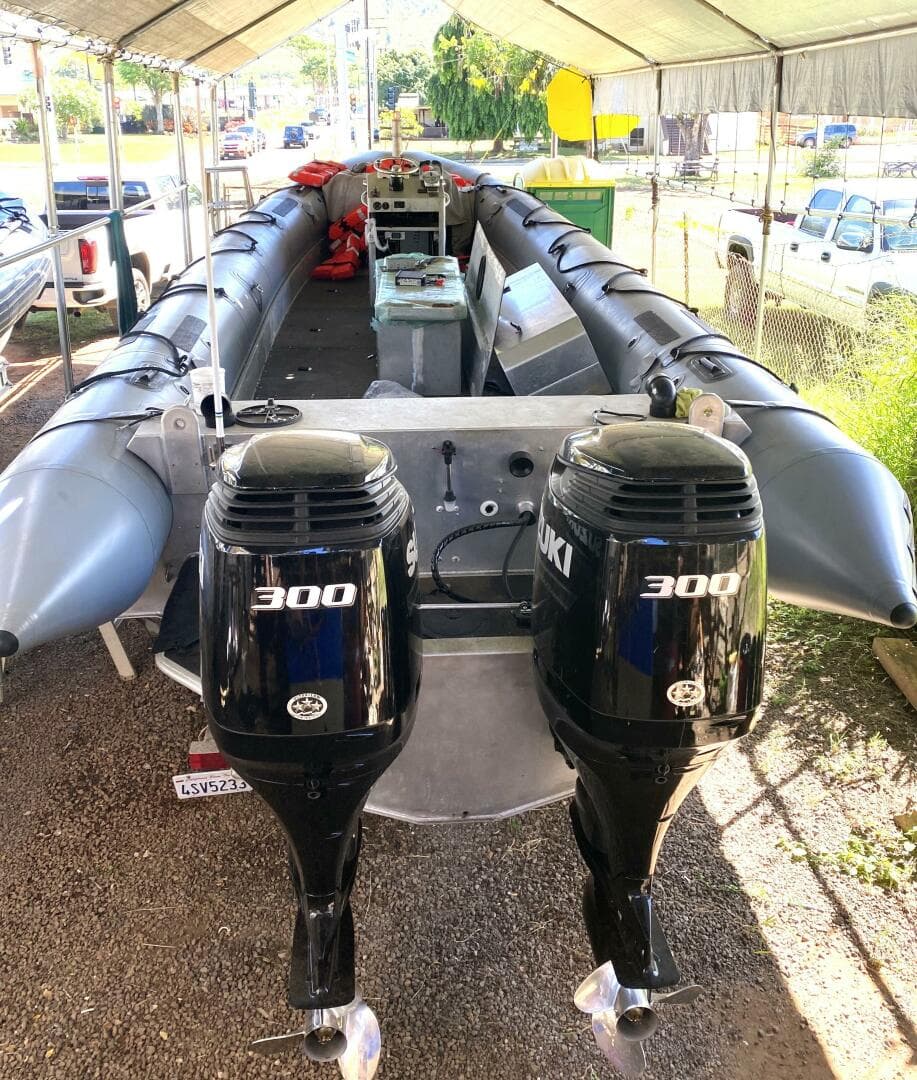 2001 Zodiac Milpro 920