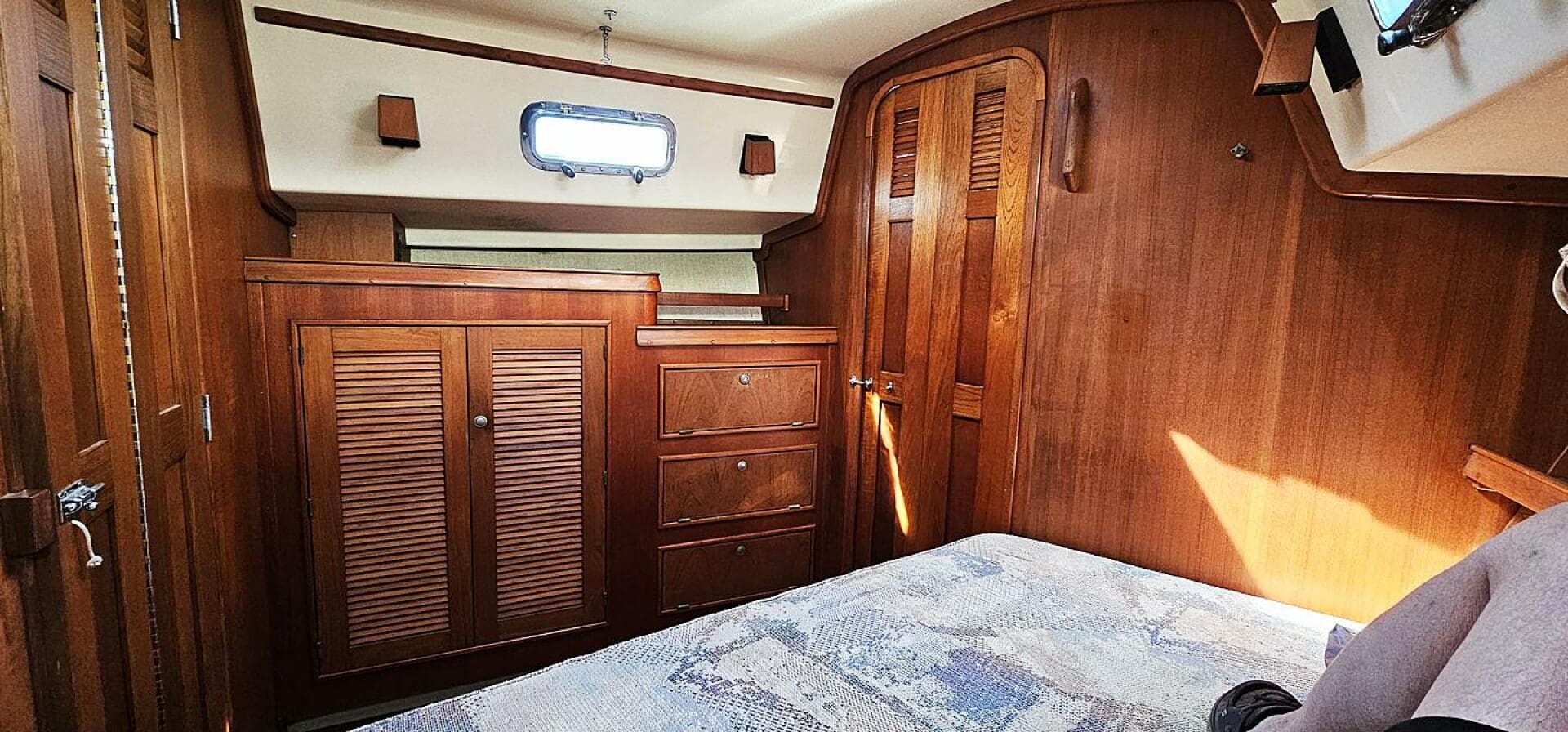 1997 Island Packet 40