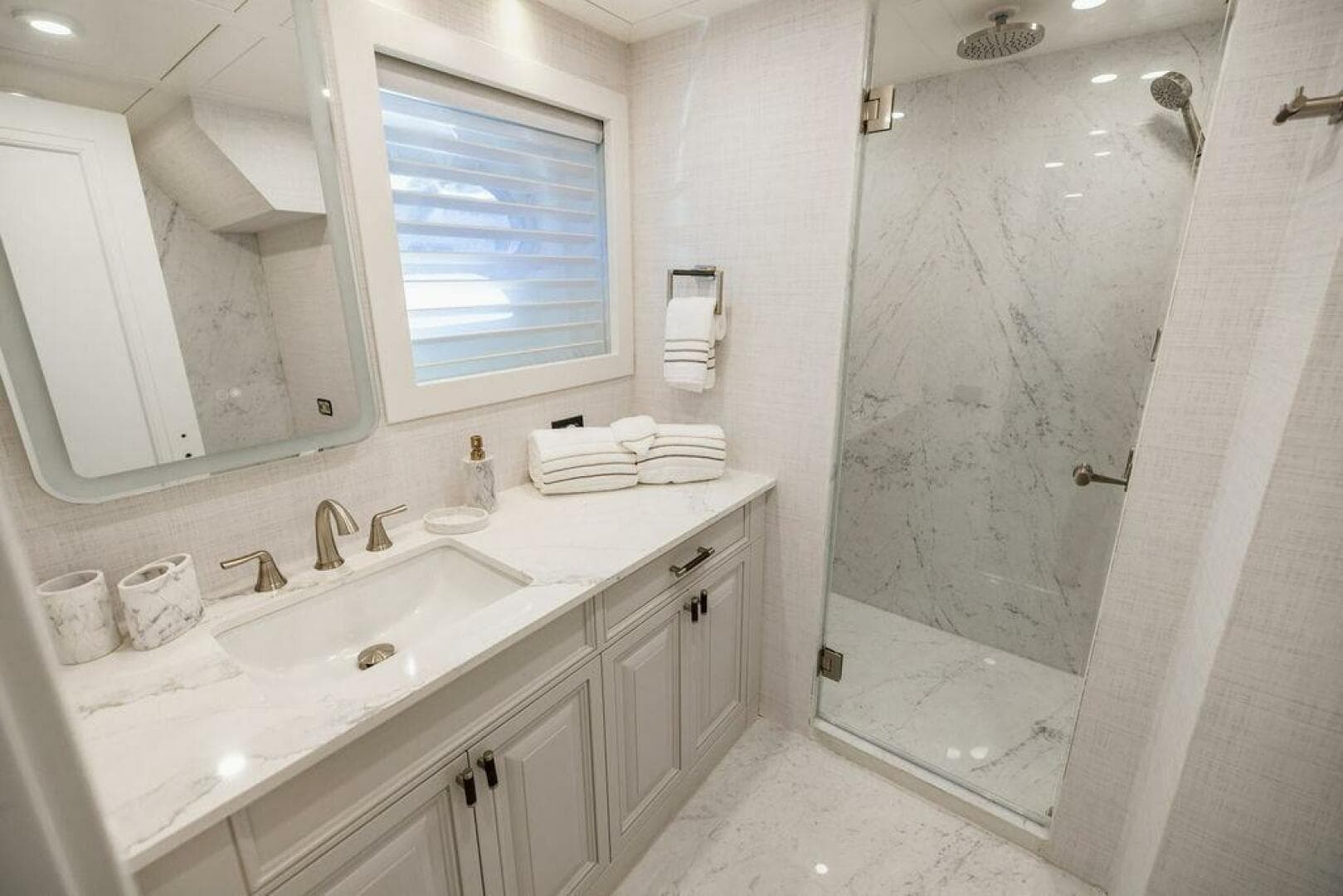 2011 Mengi Yay 115 MY