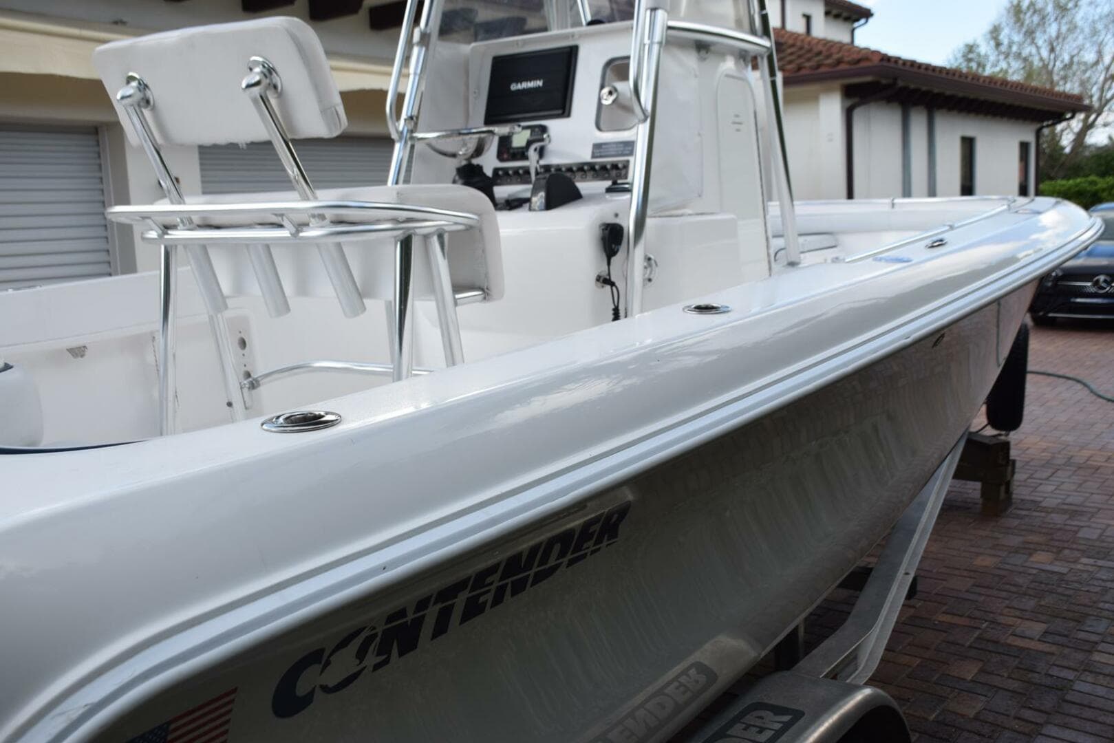 Nicely Polished with White Rub Rail    