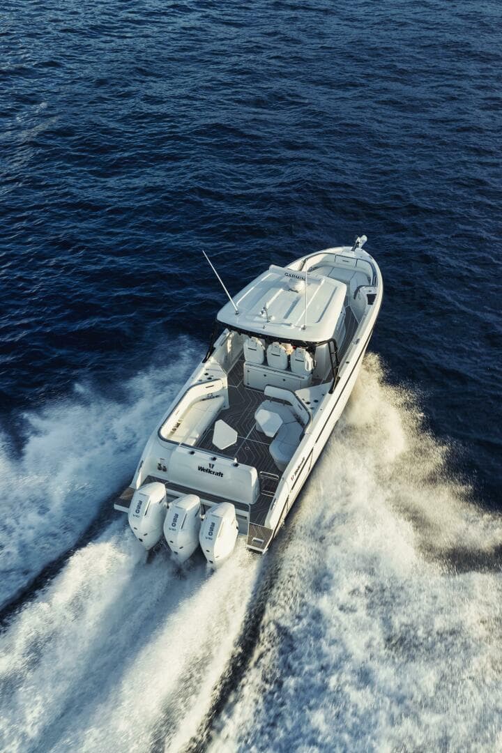 2025 Wellcraft 38 T-Top