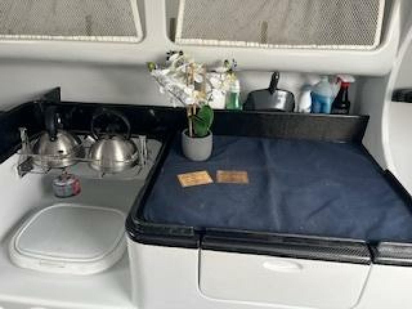 2002 McConaghy Boats 